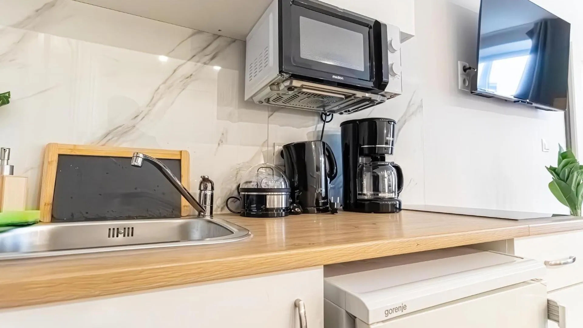 Chic Studio Apartment At 12Th District In Viena